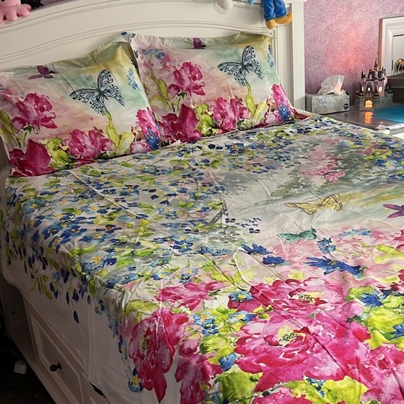 Pottery Barn Kids | Bedding | Pottery Barn Kids Flowers Butterfly Queen ...